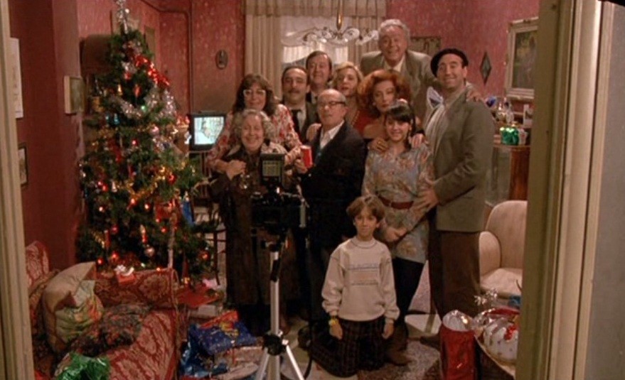 Capodanno 2022 in tv, non solo veglioni con Blob e Parenti Serpenti