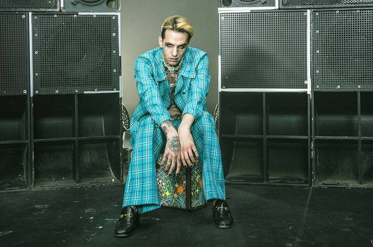 Achille Lauro: “Sanremo 2022? Una vetrina, non vivo molto la competizione”. E sogna un musical da portare nel mondo