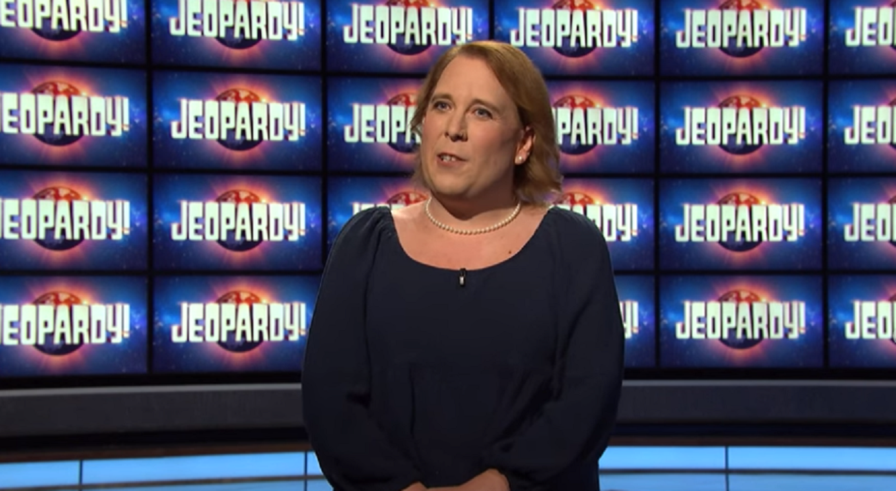 Jeopardy!, Amy Schneider la prima transgender a vincere un milione. Si tratta della donna più premiata nella storia del game show