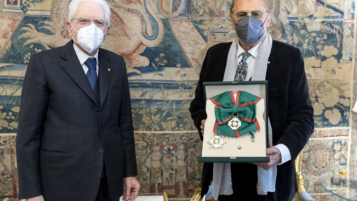 Renzo Arbore nominato Cavaliere di Gran Croce da Sergio Mattarella