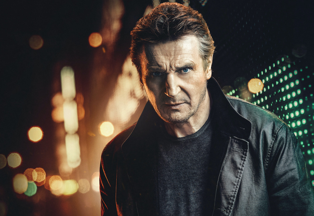 Blacklight: spot tv, nuovo poster, colonna sonora e tutte le anticipazioni sul film con Liam Neeson