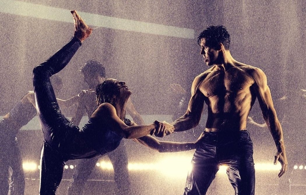 Danza con me: Bolle non si discute, ma liberatelo dal Capodanno e dall’effetto hangar