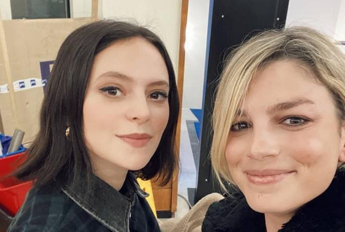 Sanremo 2022, Emma canta “Ogni volta è così”, Francesca Michielin dirige l’orchestra