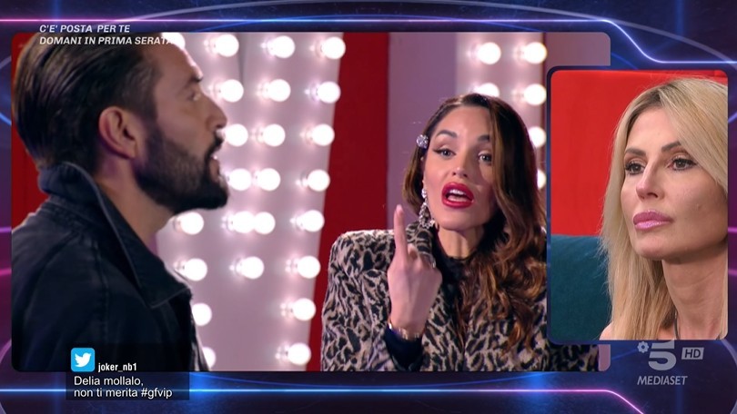 GF Vip 6, Alex a Delia: “Quelli su Soleil sono post d’amicizia. L’anello? Simbolo della nostra libertà mentale” (video)