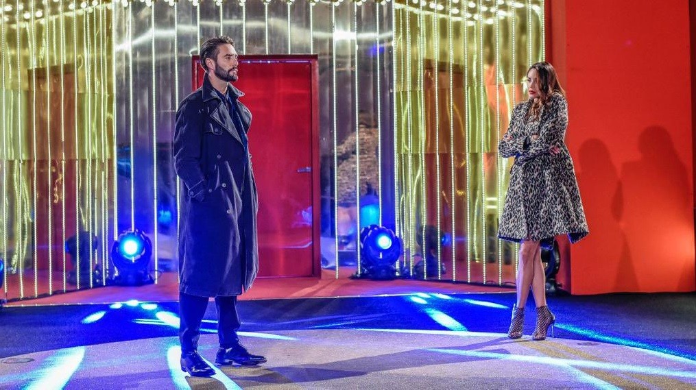 GF VIP 6, Alex Belli lascia Delia Duran con un tweet: “Sono stupito, ti lascio camminare da sola”