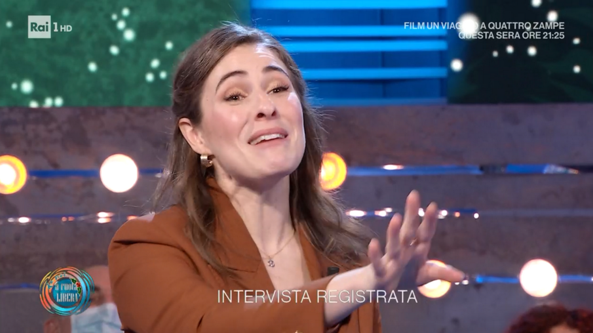 Diana Del Bufalo manda a fanc*lo il vaccino e va in tv (che però prende le distanze da lei)