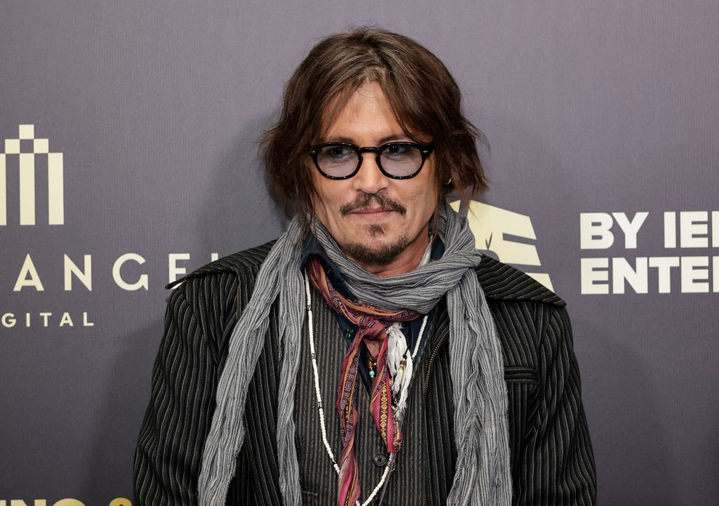 Johnny Depp sarà Re Luigi XV di Francia, Chris Evans nel film natalizio Red One