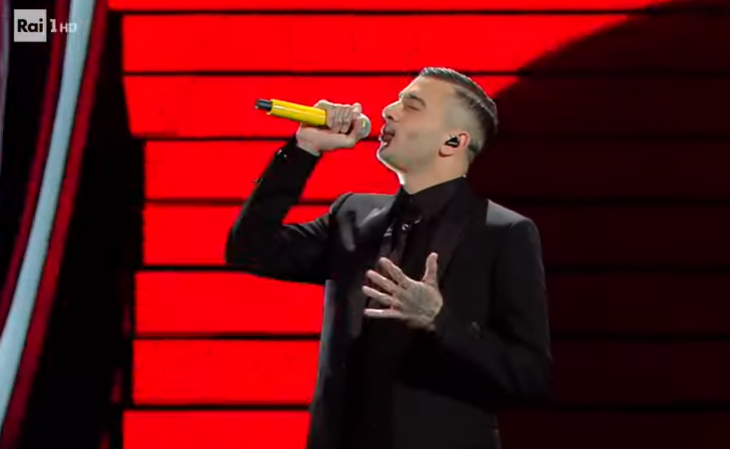 Junior Cally accusa Highsnob: “Il brano che porti a Sanremo 2022 è mio”