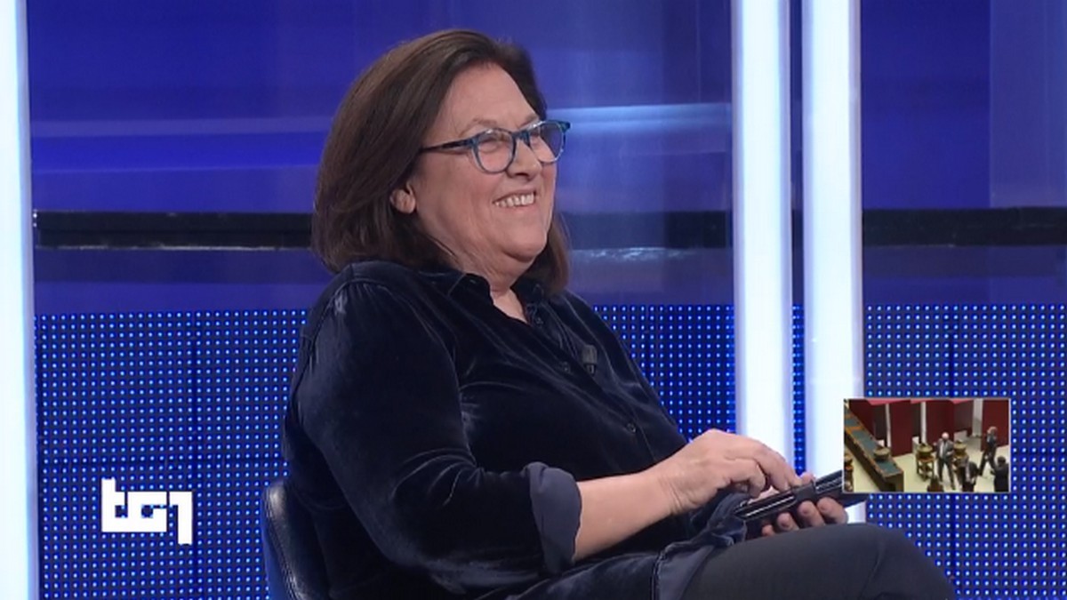 Lucia Annunziata: “Nella maratona Mentana non c’è neanche una donna” (VIDEO)