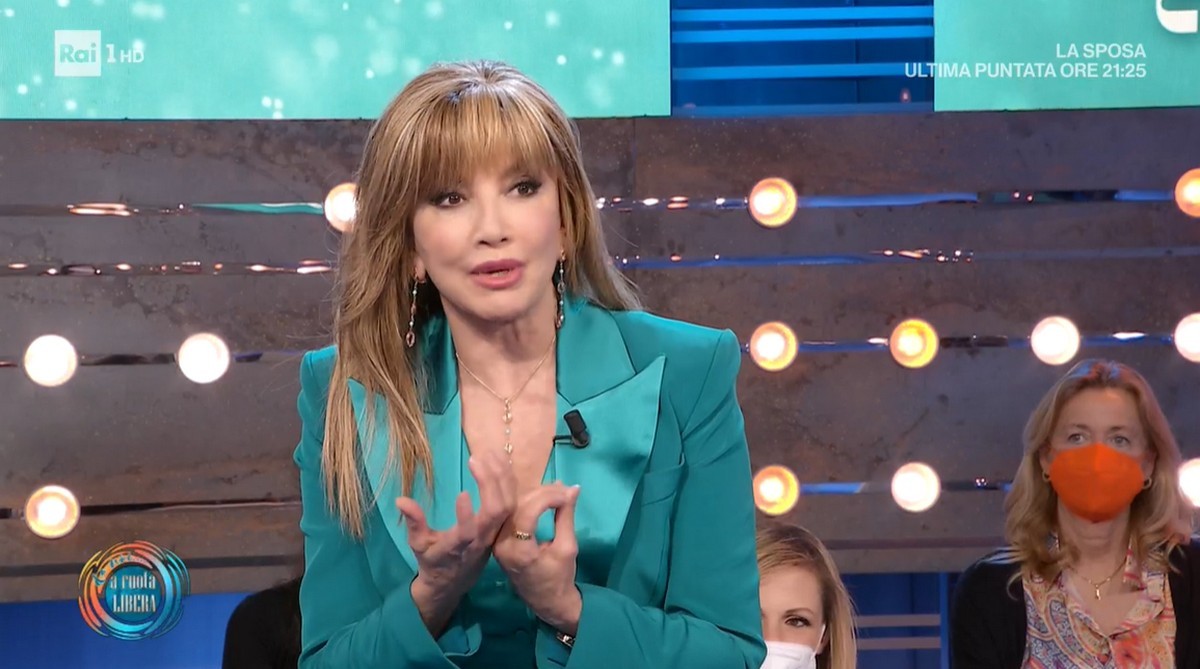 Il Cantante Mascherato: Arisa è il nuovo giudice