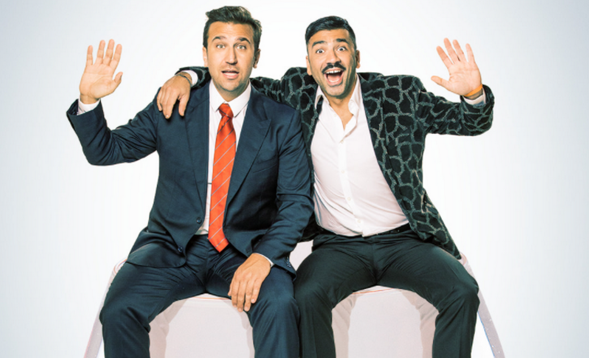 Emigratis, Pio e Amedeo traslocano su Canale 5 tra Mahmood e una comunicatrice del Cern di Ginevra: “Interpreteremo Baffone e il Messicano”