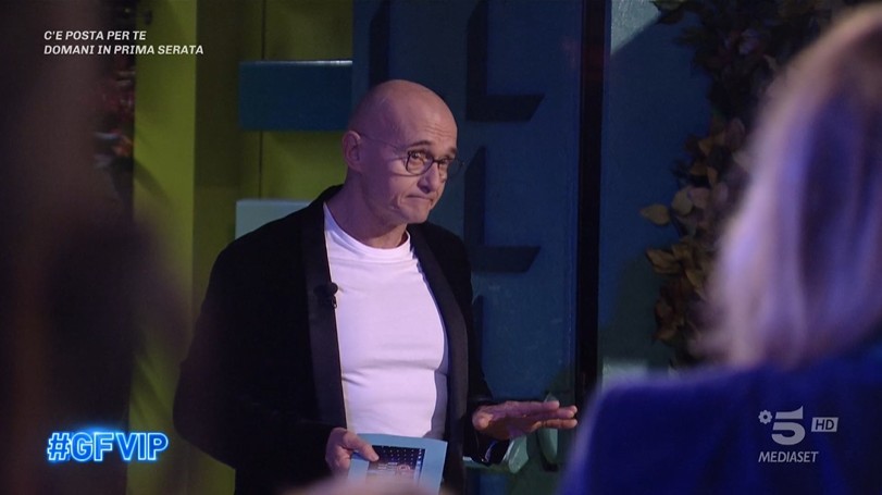 GF Vip 2022, Alfonso Signorini: “La tolleranza richiede intelligenza” (video)