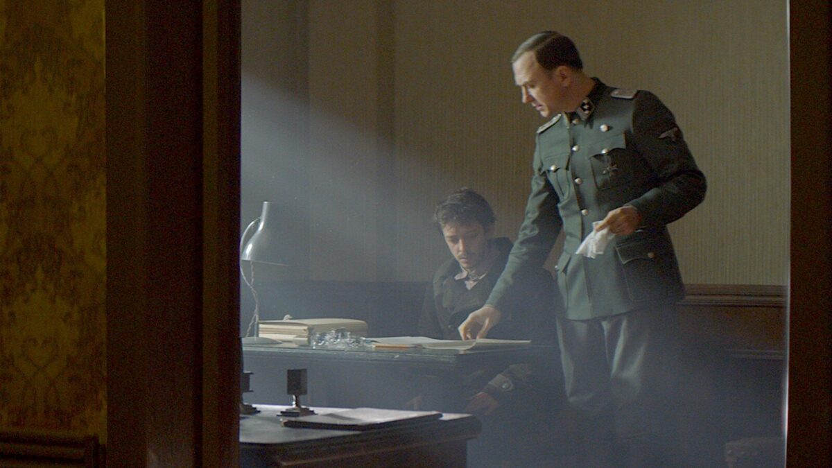 Stasera in tv: “Lezioni di persiano” su Rai 1
