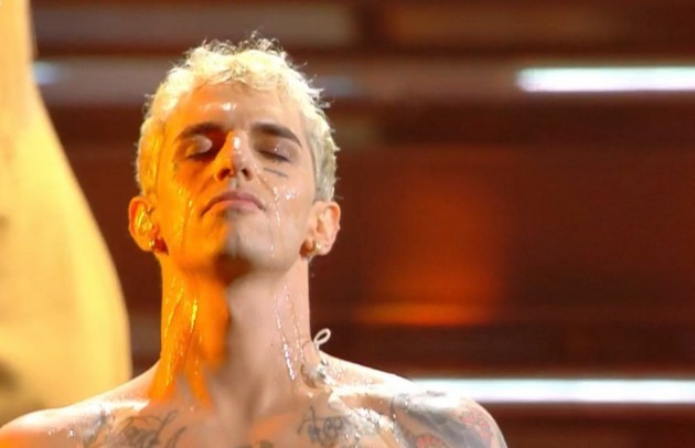 Sanremo 2022, il vescovo contro il battesimo di Achille Lauro: la replica di Amadeus e Coletta