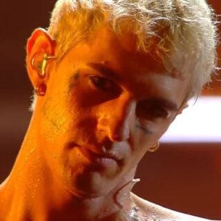Achille Lauro battesimo a Sanremo 2022