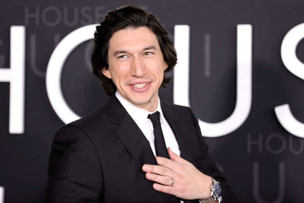 Adam Driver e Penelope Cruz in “Ferrari”, Chloë Grace Moretz e Joseph Gordon-Levitt in “White Night”
