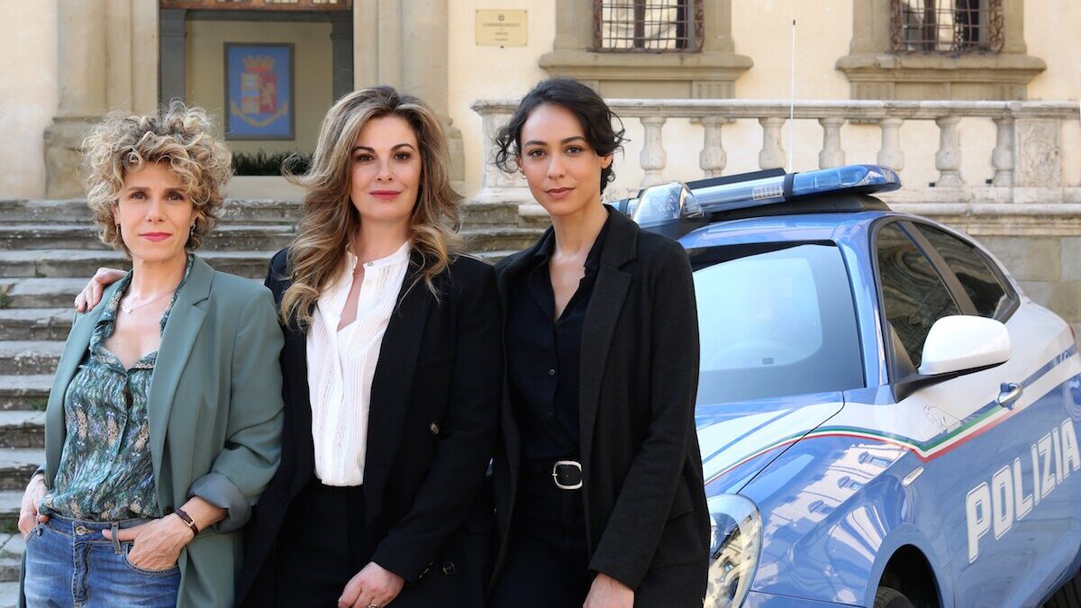 Ascolti tv venerdì 18 febbraio 2022: Il Cantante Mascherato, Fosca Innocenti, Fratelli di Crozza