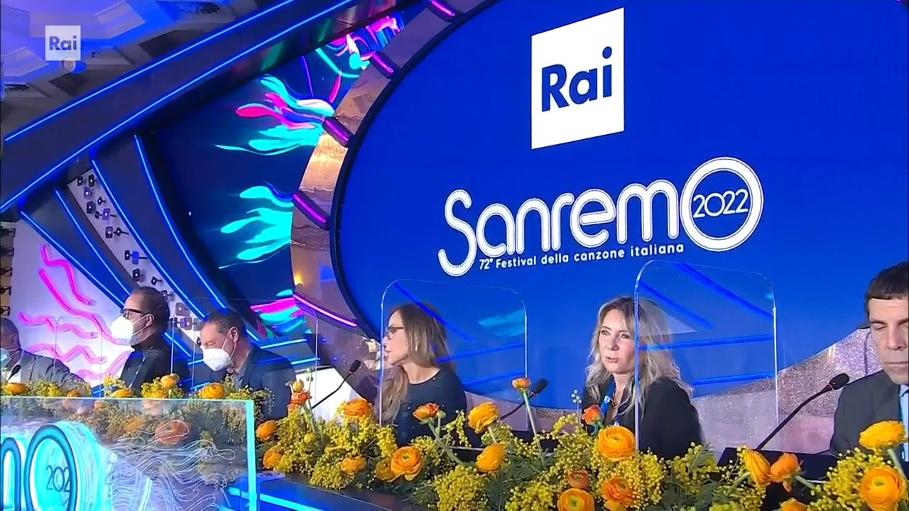 Sanremo 2022, conferenza stampa 2 febbraio in diretta: dopo la prima
