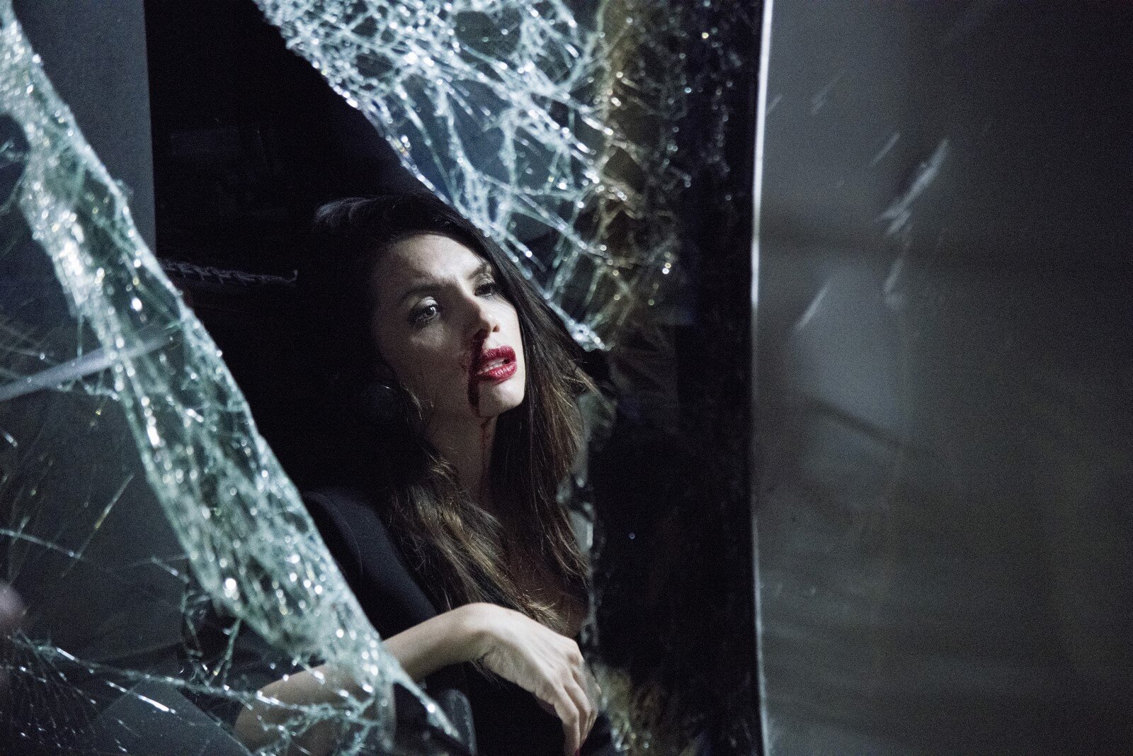 Occhiali Neri: foto e poster del thriller-horror di Dario Argento