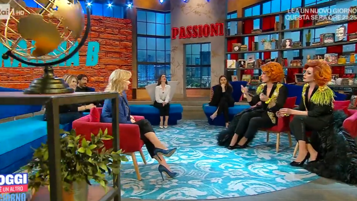 Oggi è un altro giorno sempre più LGBT – friendly con l’intervista alle Karma B di Ciao Maschio