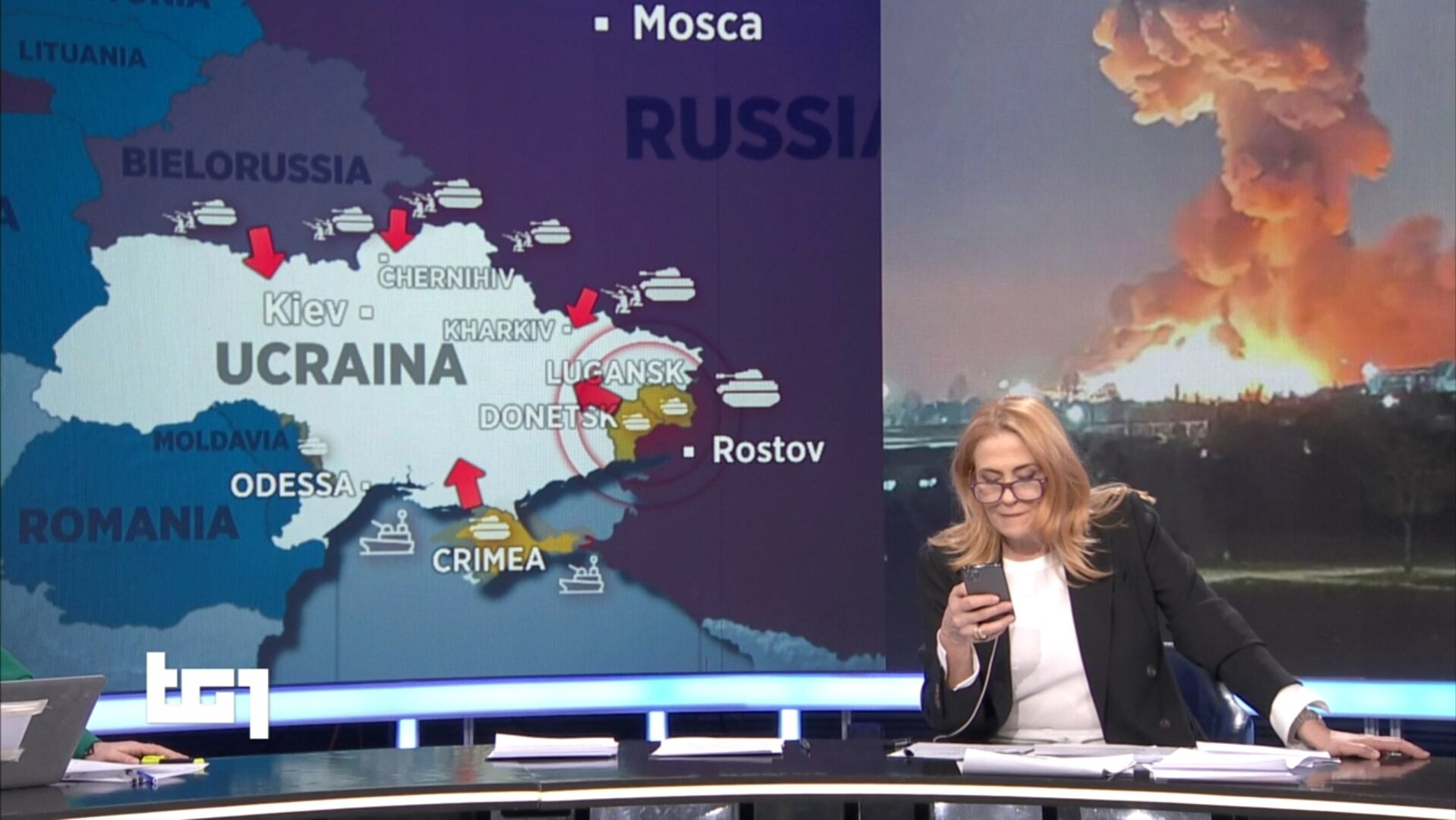 La Russia attacca l’Ucraina: in prima serata speciale Tg1, Mediaset si affida a Rete 4