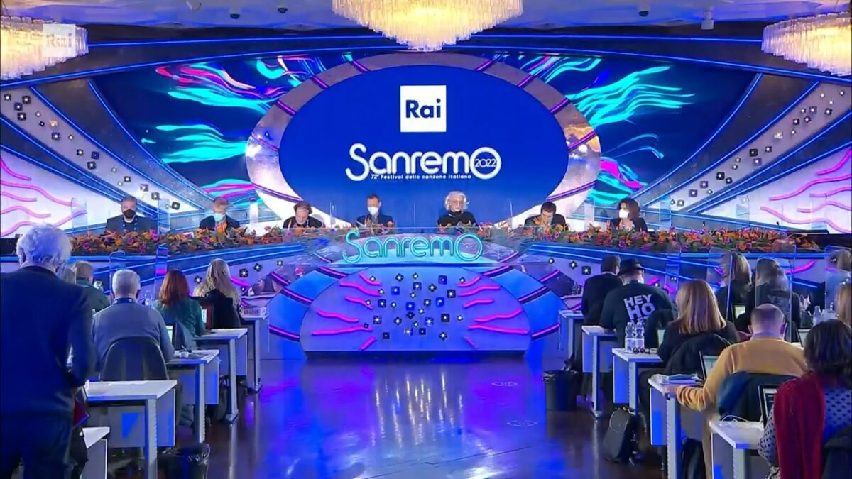 Sanremo 2022, conferenza stampa 3 febbraio in diretta: arriva Drusilla