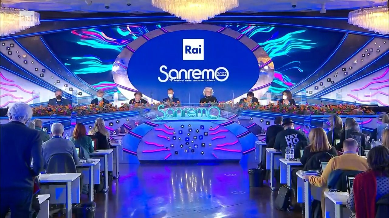 Sanremo 2022, conferenza stampa 3 febbraio in diretta: arriva Drusilla