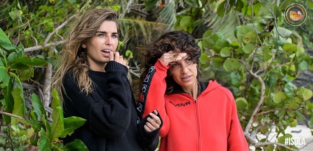 L’Isola dei Famosi 16, è amore tra Roger Balduino ed Estafania Bernal?