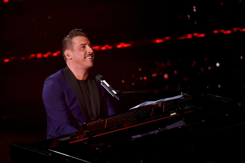 Francesco Gabbani sullo show ‘Ci vuole un fiore’: “Erano in programma due puntate ma…”