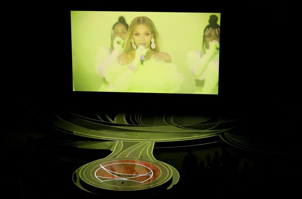 Oscar 2022, Beyoncé canta Be Alive (video)