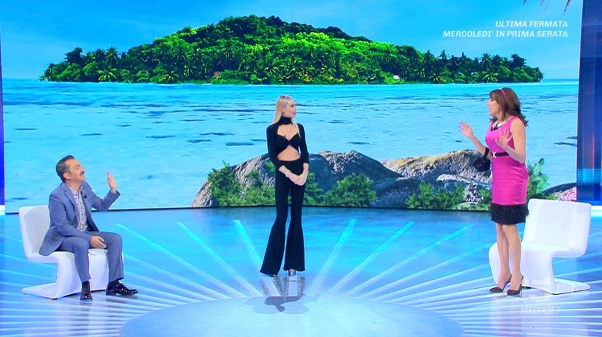 Isola dei Famosi 2022: quell’ironia e quella leggerezza che il GF Vip non ha