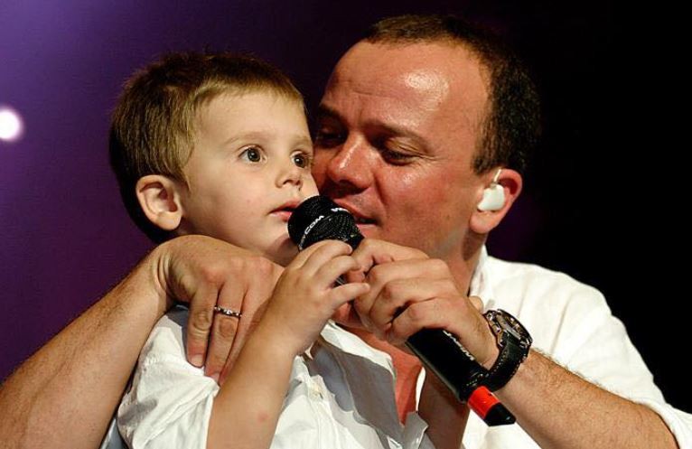 LDA compie gli anni: gli auguri di Gigi d’Alessio al figlio via social