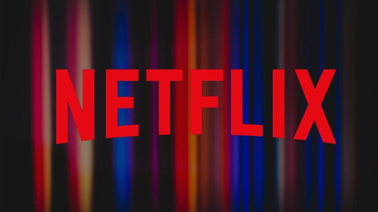 Netflix inizia a perdere abbonati, la concorrenza si fa sentire. Stop alle condivisione e la pubblicità le mosse per il futuro