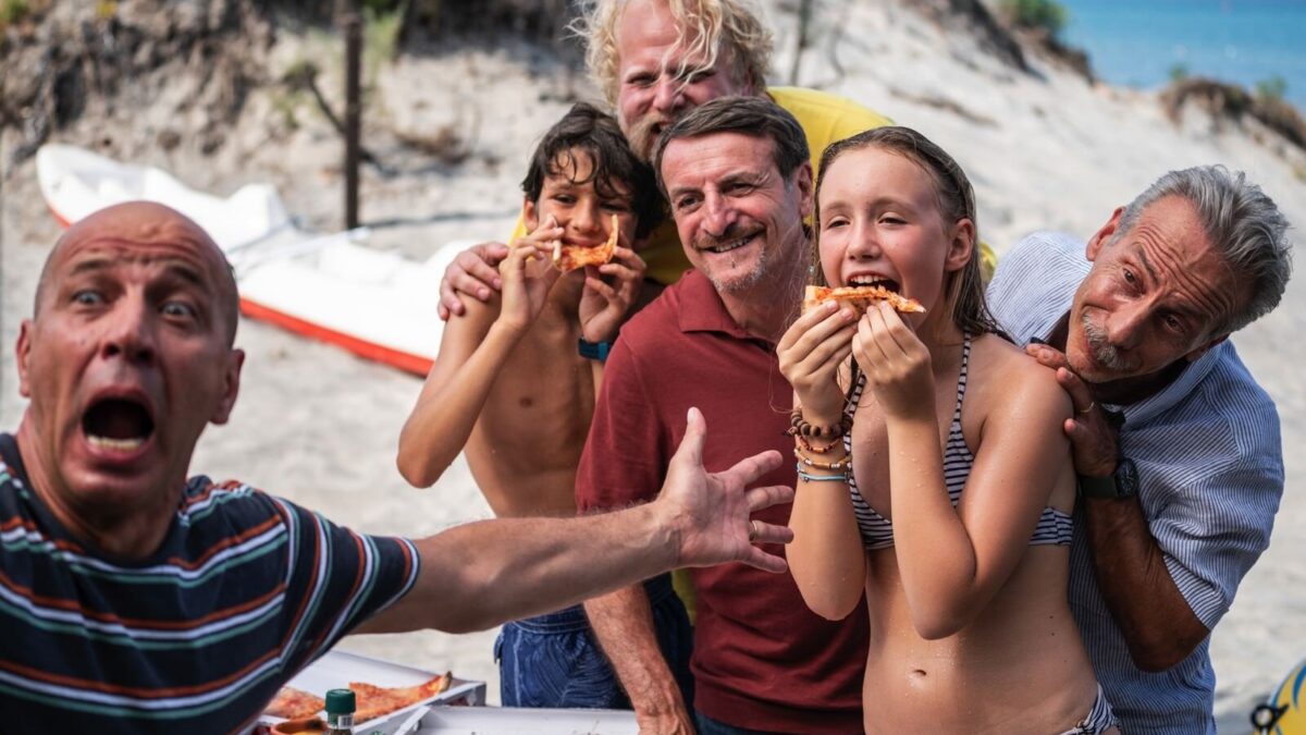 Stasera in tv: “Odio l’estate” su Canale 5