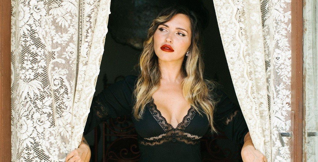 Serena Brancale: “Je so accussi, un disco nel quale ho voluto essere me stessa e creare un ibrido che mi rappresentasse” (intervista)