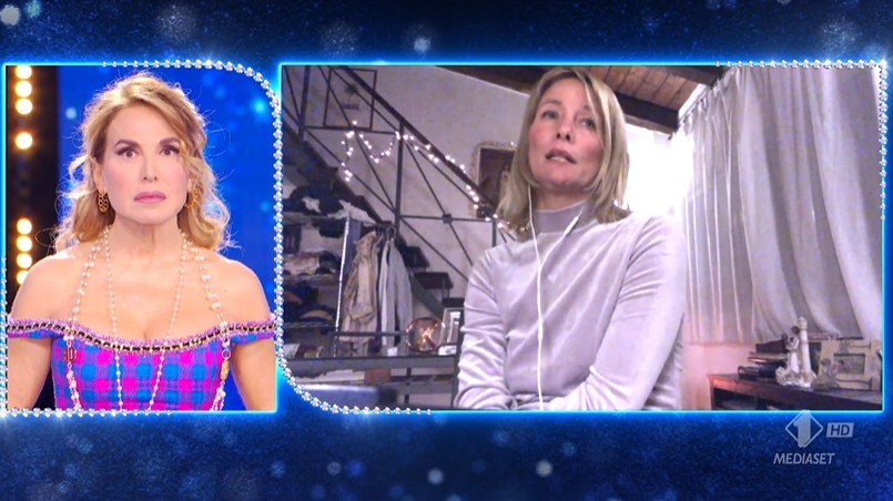 La Pupa e il secchione show, Flavia Vento: “E’ successa una cosa grave” (video)