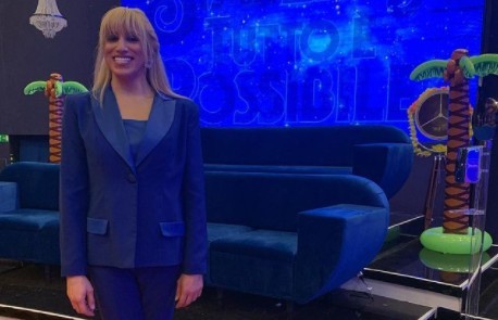 Stasera Tutto è possibile: Vincenzo De Lucia imita Milly Carlucci (video)