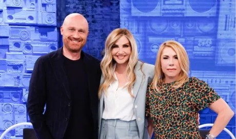 Amici, ex professore di canto giudica Rudy Zerbi, Lorella Cuccarini, Anna Pettinelli