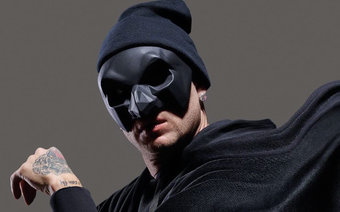 Black Pulcinella, il nuovo album di Clementino è già in pre-ordine