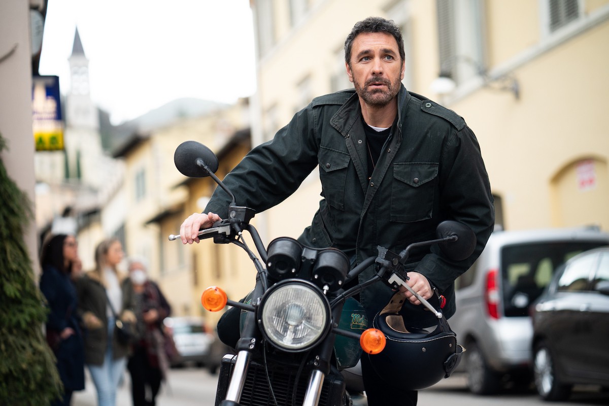 Don Matteo 13, è il momento di Raoul Bova: le prime immagini (foto e video)