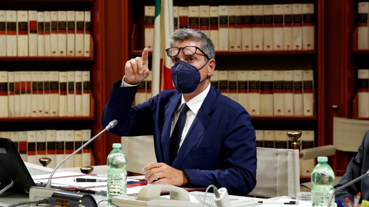 Opinionisti Rai, arriva con una risoluzione la proposta della Commissione di Vigilanza
