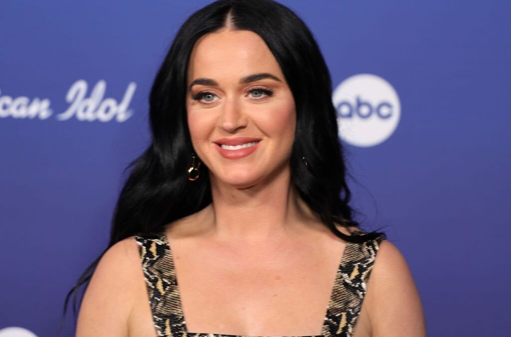 Katy Perry, nuovo singolo a maggio 2022? Le ultime indiscrezioni