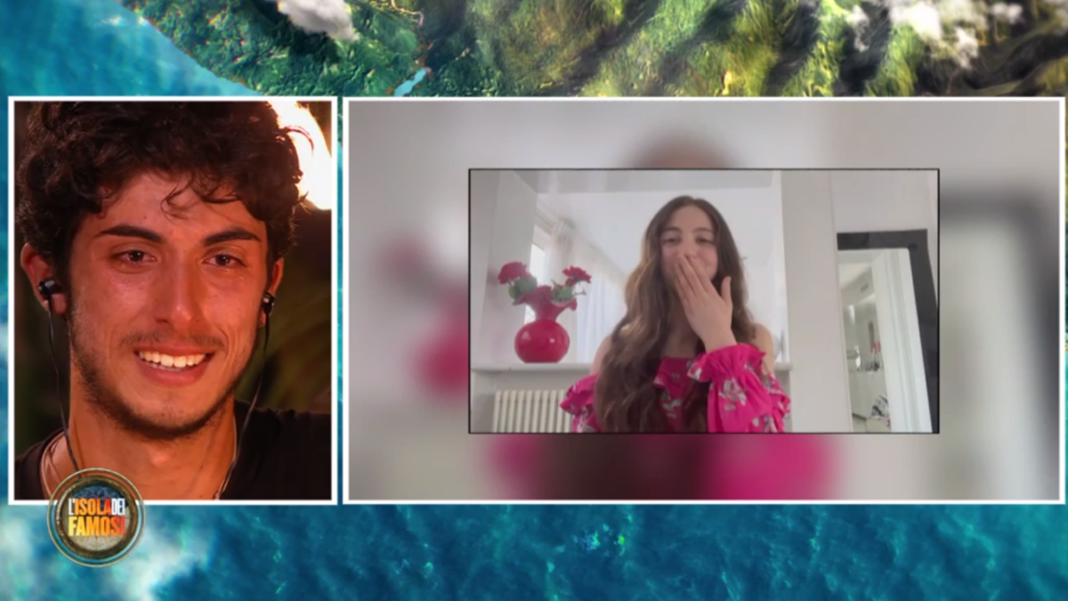 L’Isola dei Famosi 2022: il videomessaggio di Carmelina per Carmen di Pietro e Alessandro Iannoni