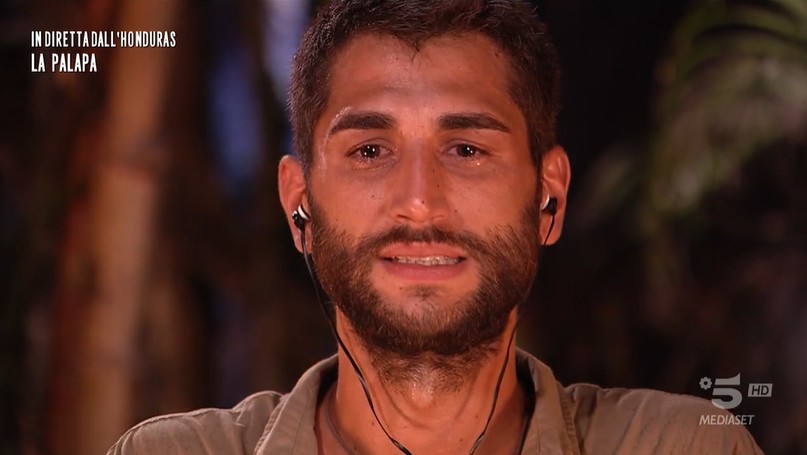 L’Isola dei Famosi 16, Jeremias: “Sono Rodriguez. Da 15 anni subiamo attacchi inutili” (video)