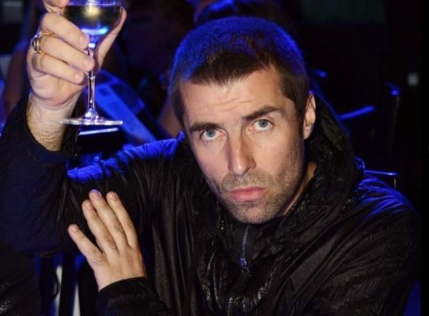 Better days, Liam Gallagher: testo, traduzione e significato, ascolta la canzone