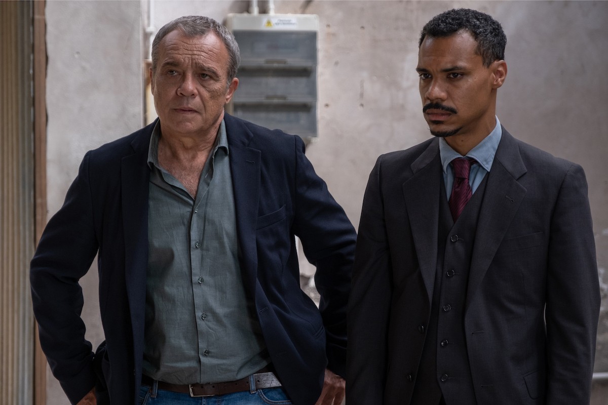Nero a metà 4 si farà? Cosa sappiamo sulle puntate e sul cast della quarta stagione della fiction di Raiuno