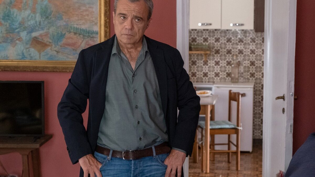 Ascolti tv lunedì 25 aprile 2022: Nero a metà, L’Isola dei Famosi, Report
