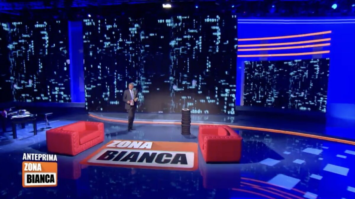 Berlusconi ospite a Zona Bianca. Manca in uno studio tv da prima del covid