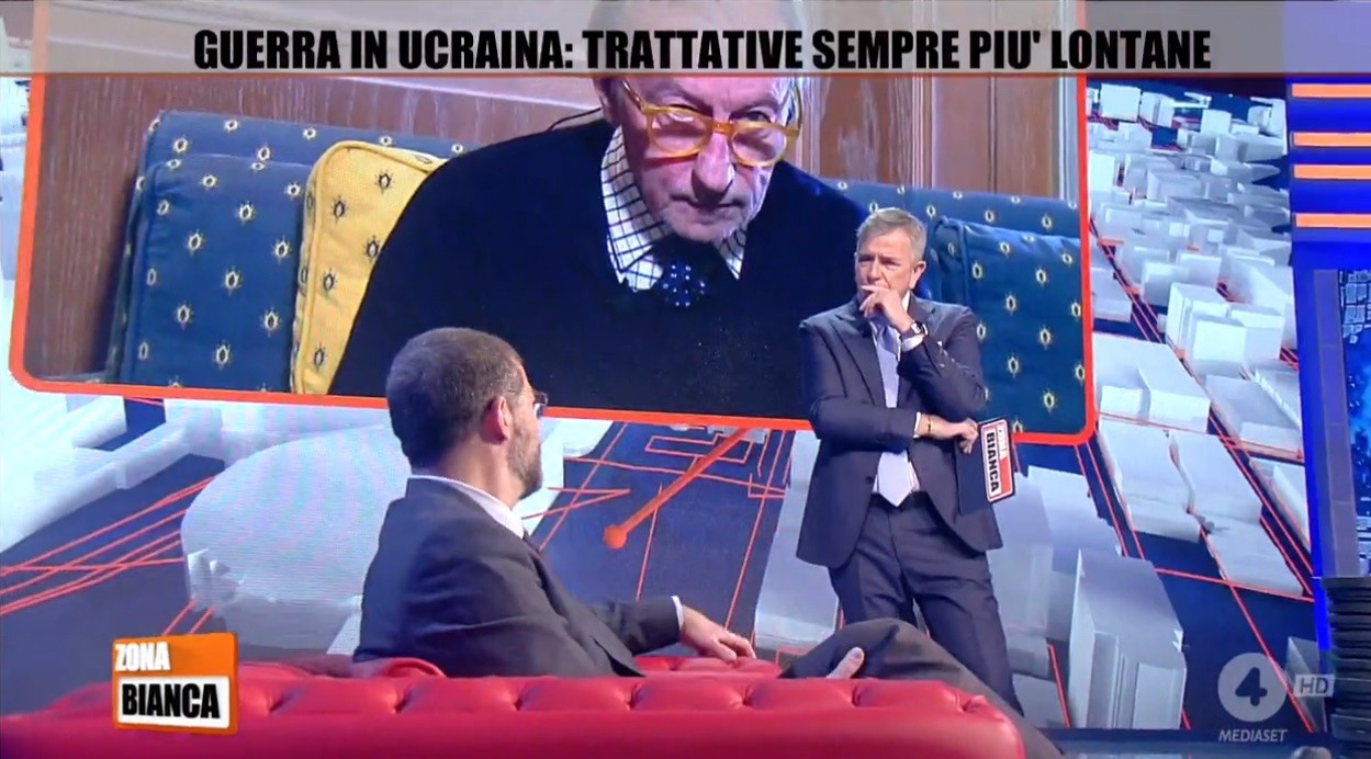 Zona Bianca da guinness. Il talk di Rete 4 in onda senza soste da oltre un anno