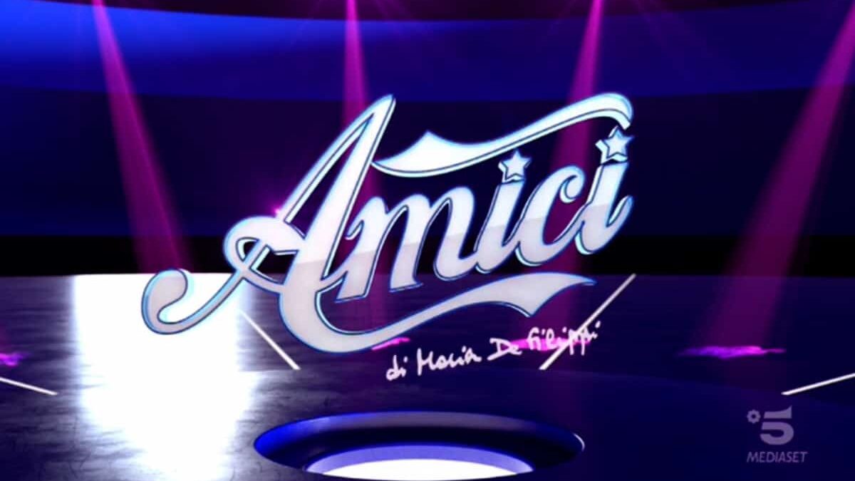 Amici 22 serale anticipazioni quinta puntata 15 aprile 2023 (spoiler): gli allievi a rischio eliminazione